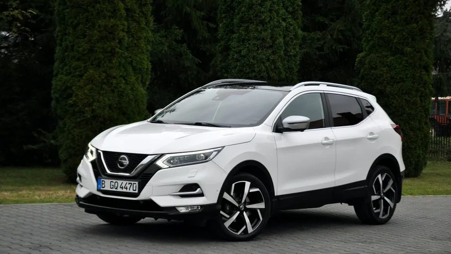 NISSAN Qashqai -