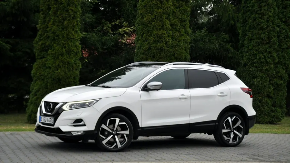 NISSAN Qashqai -