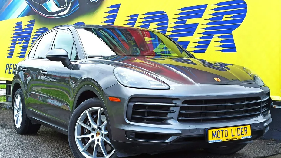 PORSCHE Cayenne -