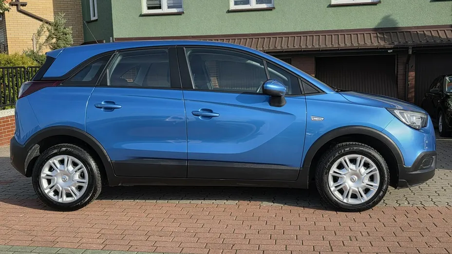 OPEL Crossland X -