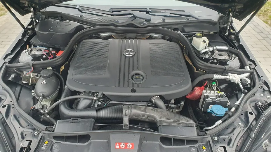 MERCEDES-BENZ E Klasa -