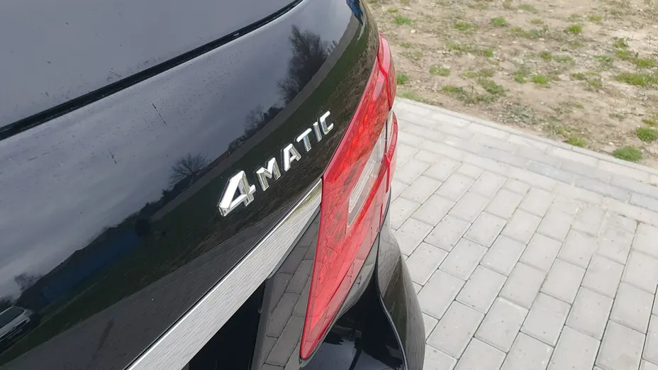 MERCEDES-BENZ E Klasa -