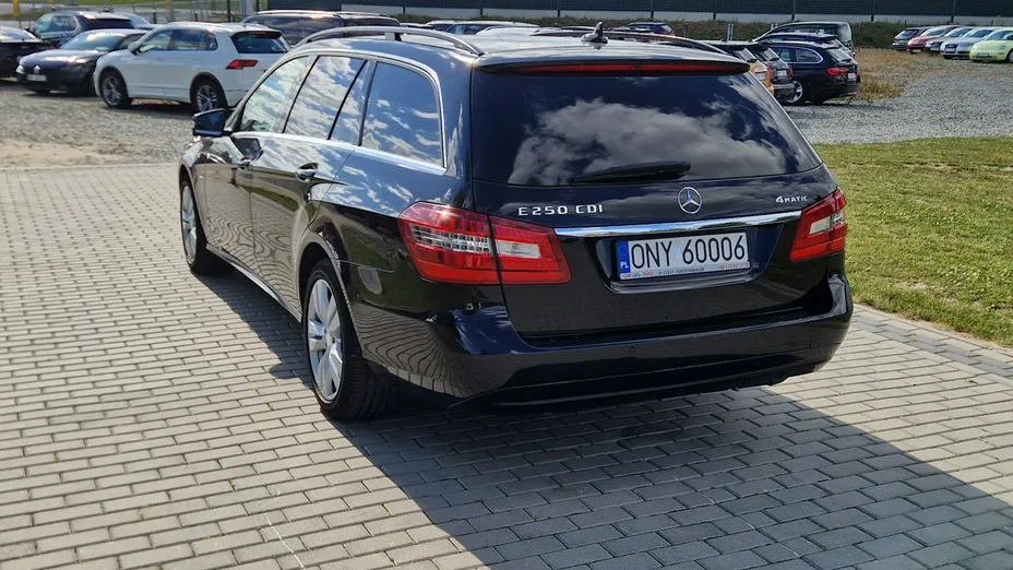 MERCEDES-BENZ E Klasa -