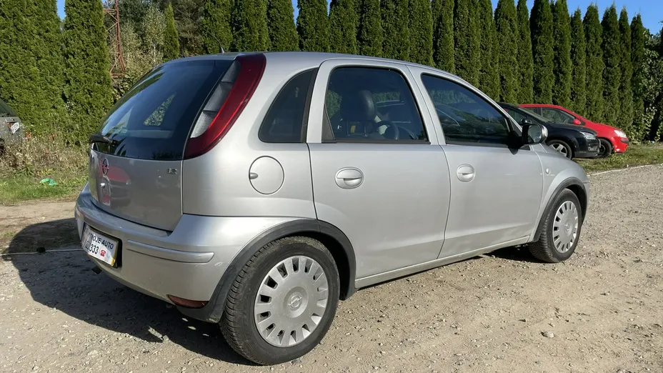 OPEL Corsa -
