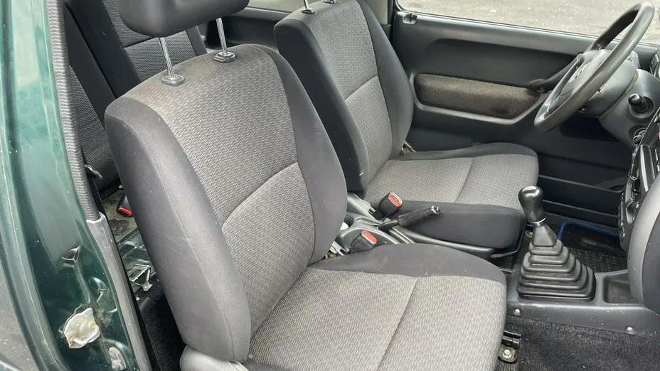 SUZUKI Jimny -