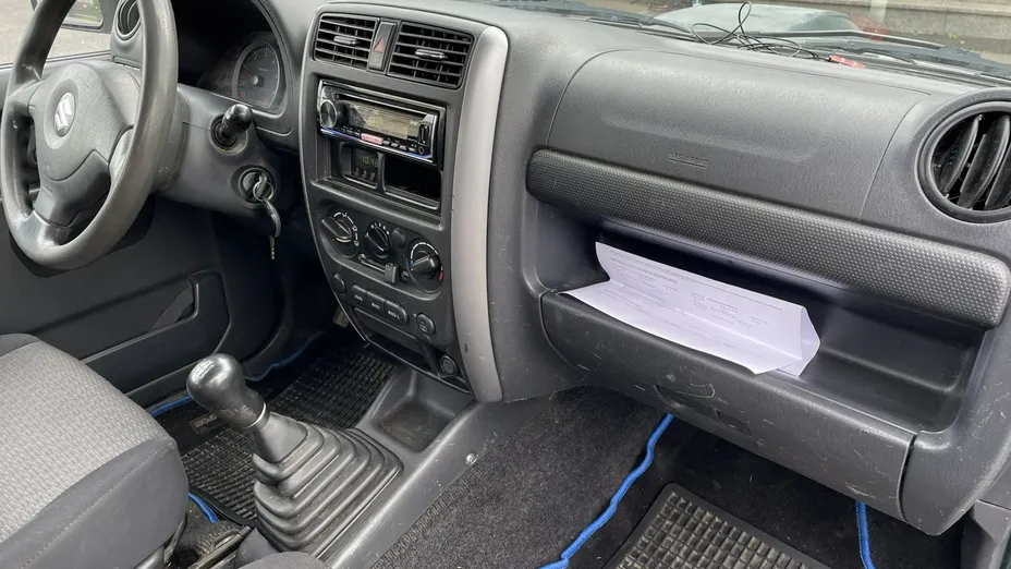 SUZUKI Jimny -