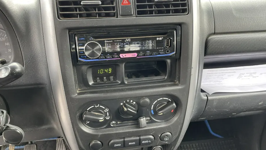 SUZUKI Jimny -