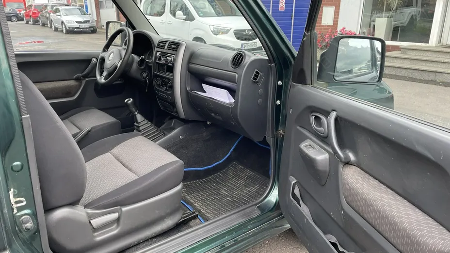 SUZUKI Jimny -
