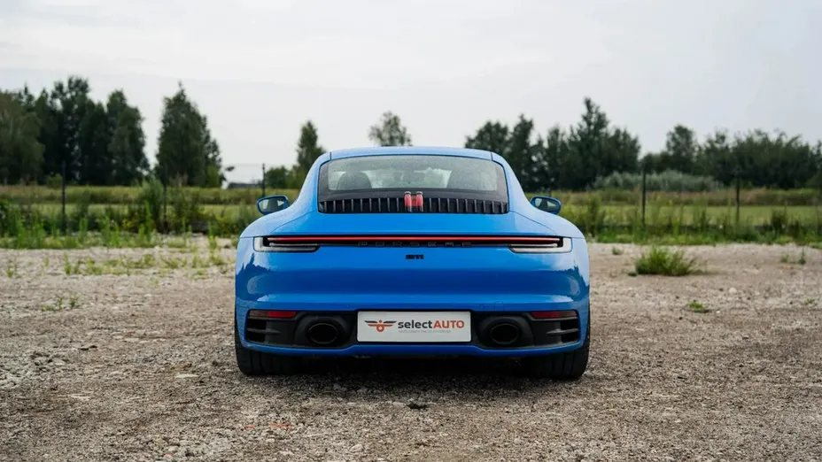 PORSCHE 911 -