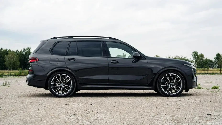 BMW X7 -
