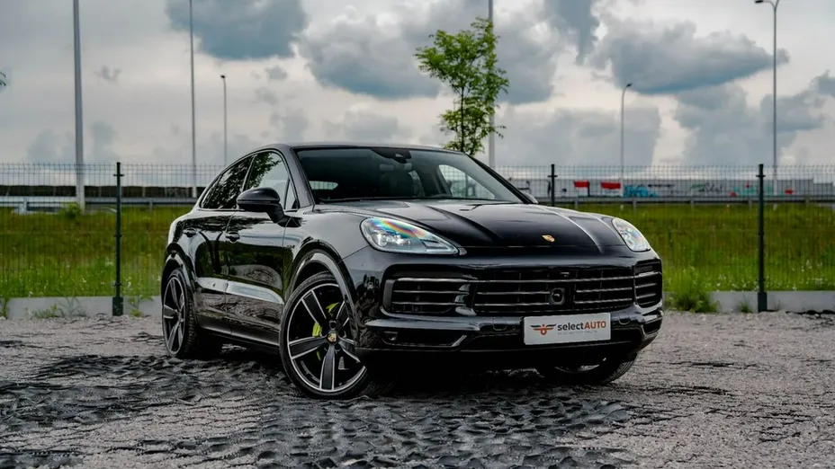 PORSCHE Cayenne -