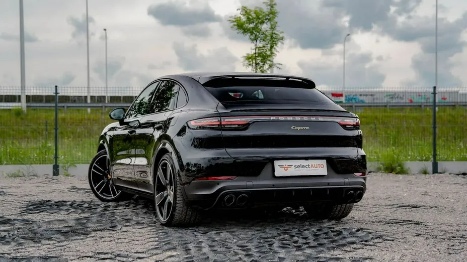 PORSCHE Cayenne -