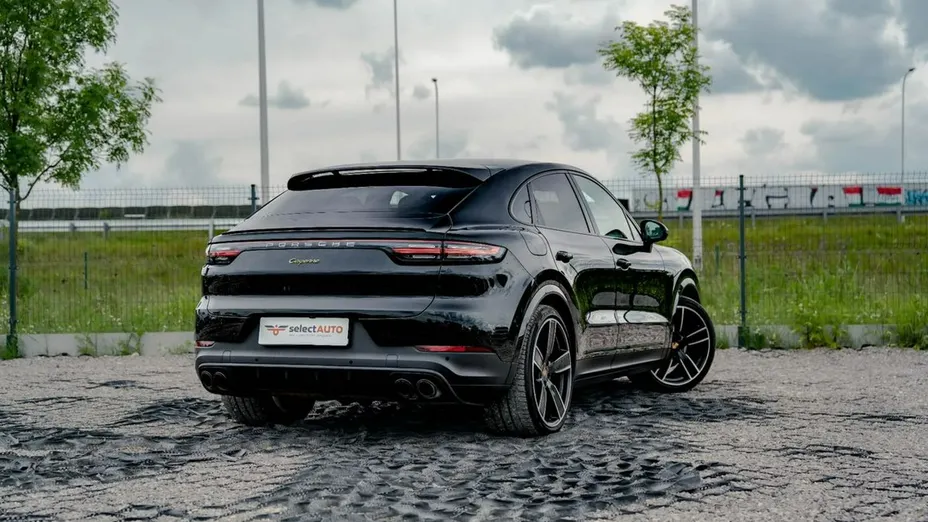 PORSCHE Cayenne -