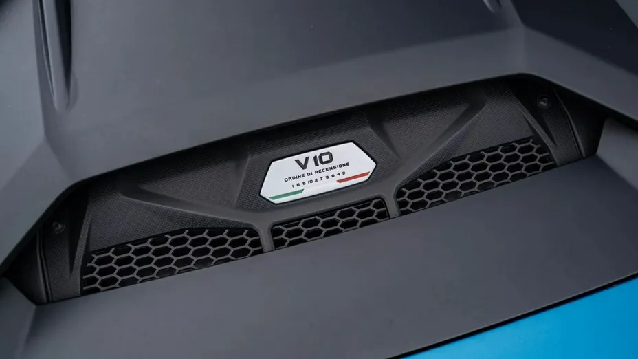 LAMBORGHINI Huracan -