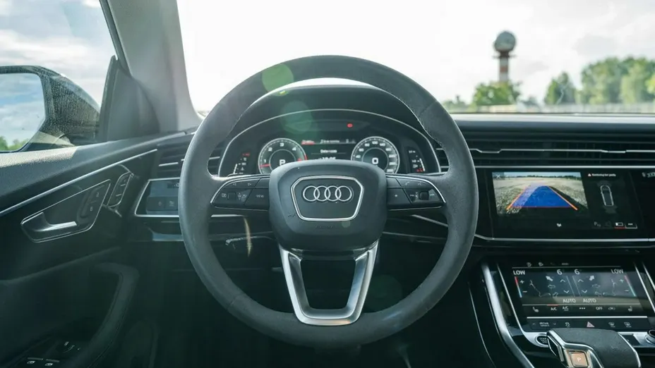 AUDI Q8 / E-Tron -