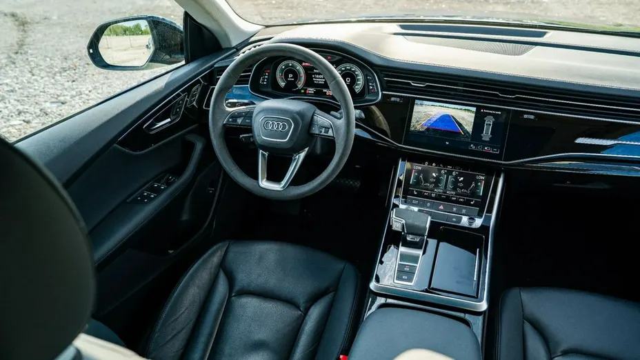 AUDI Q8 / E-Tron -