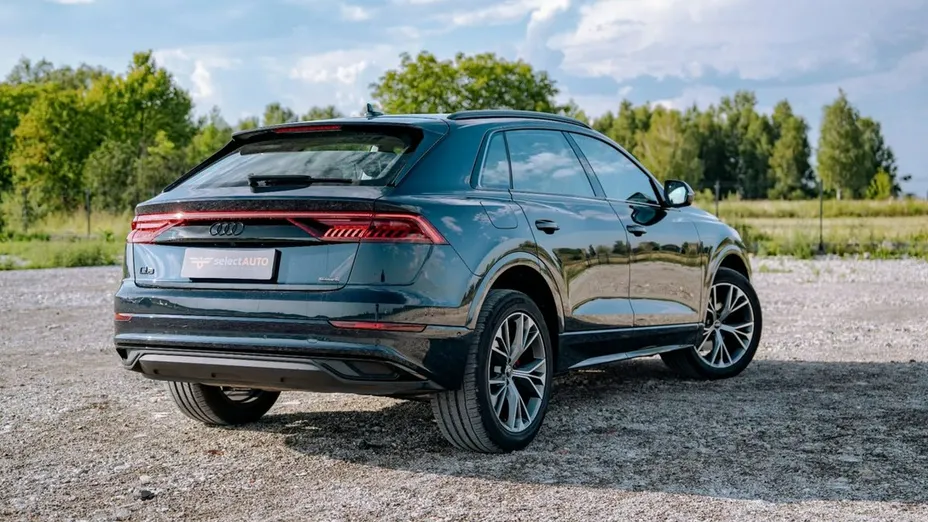AUDI Q8 / E-Tron -