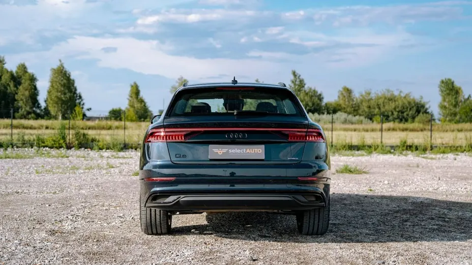 AUDI Q8 / E-Tron -