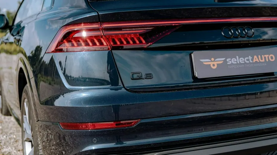 AUDI Q8 / E-Tron -