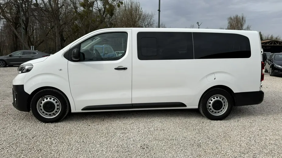TOYOTA Proace Verso -