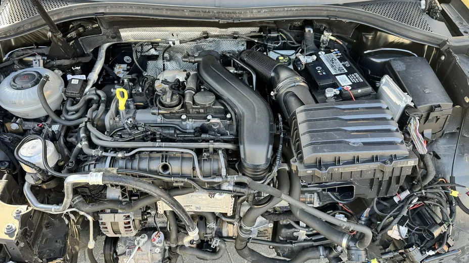 VOLKSWAGEN Tiguan -