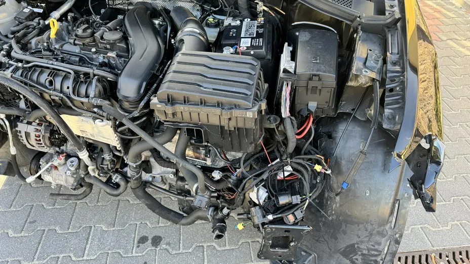 VOLKSWAGEN Tiguan -