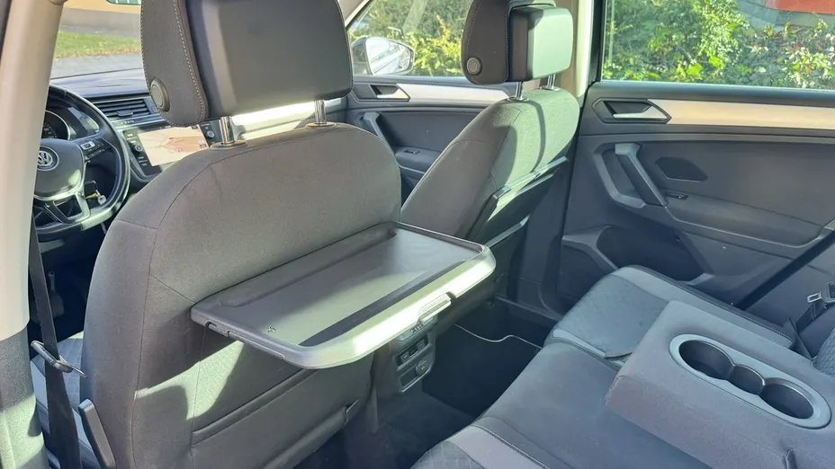 VOLKSWAGEN Tiguan -