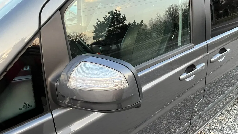 MERCEDES-BENZ Viano -