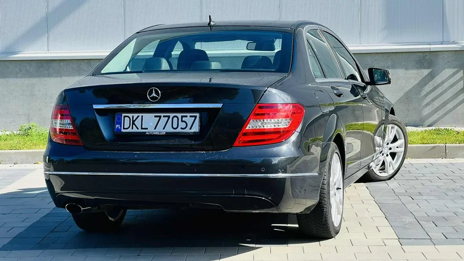 MERCEDES-BENZ C Klasa -
