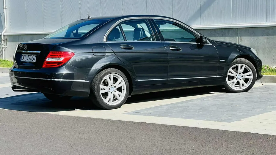 MERCEDES-BENZ C Klasa -