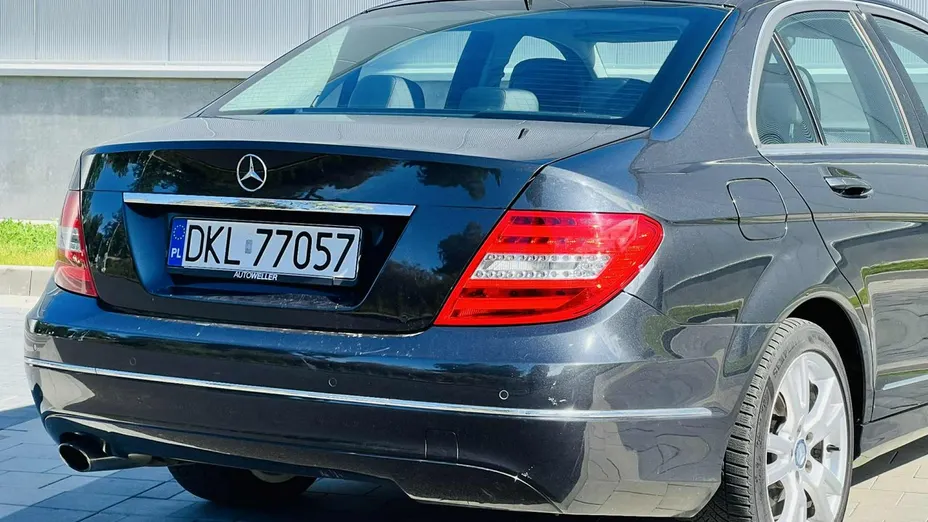 MERCEDES-BENZ C Klasa -