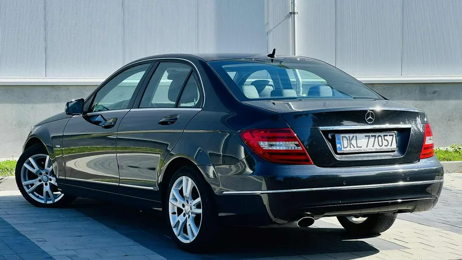 MERCEDES-BENZ C Klasa -
