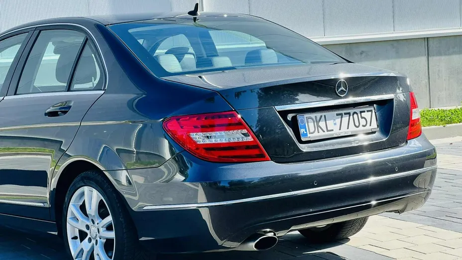MERCEDES-BENZ C Klasa -