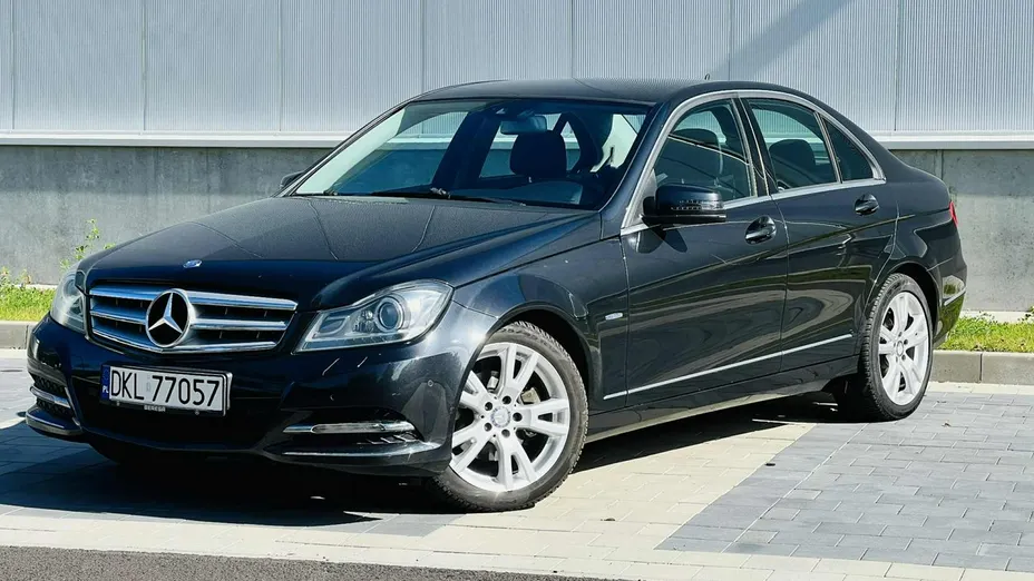 MERCEDES-BENZ C Klasa -