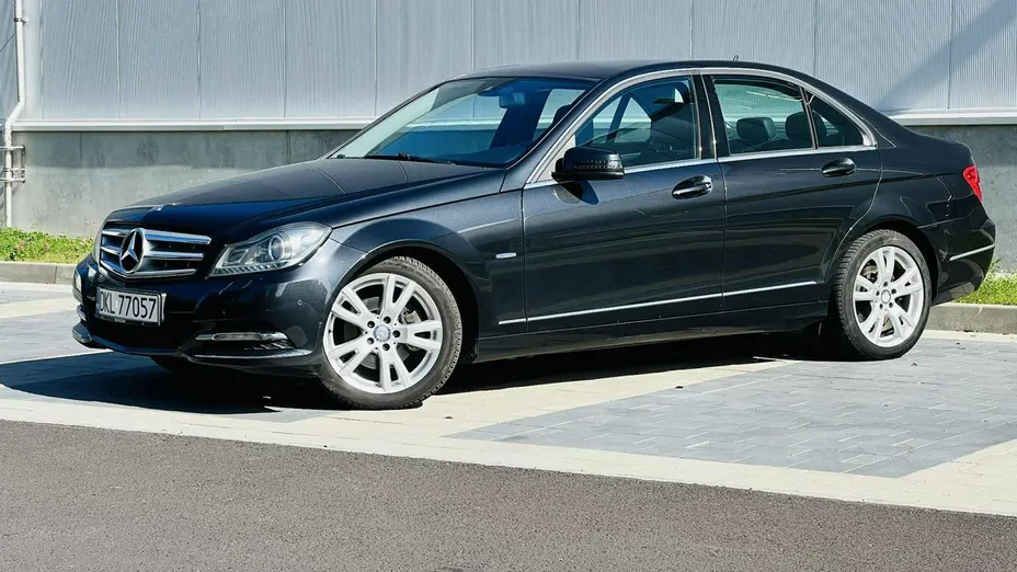 MERCEDES-BENZ C Klasa -