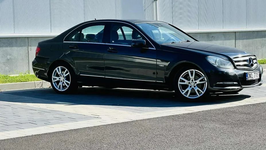 MERCEDES-BENZ C Klasa -