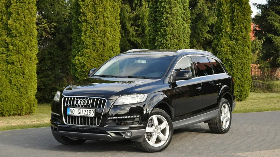 AUDI Q7 -