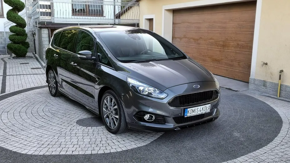 FORD S-MAX -