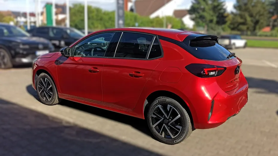 OPEL Corsa -