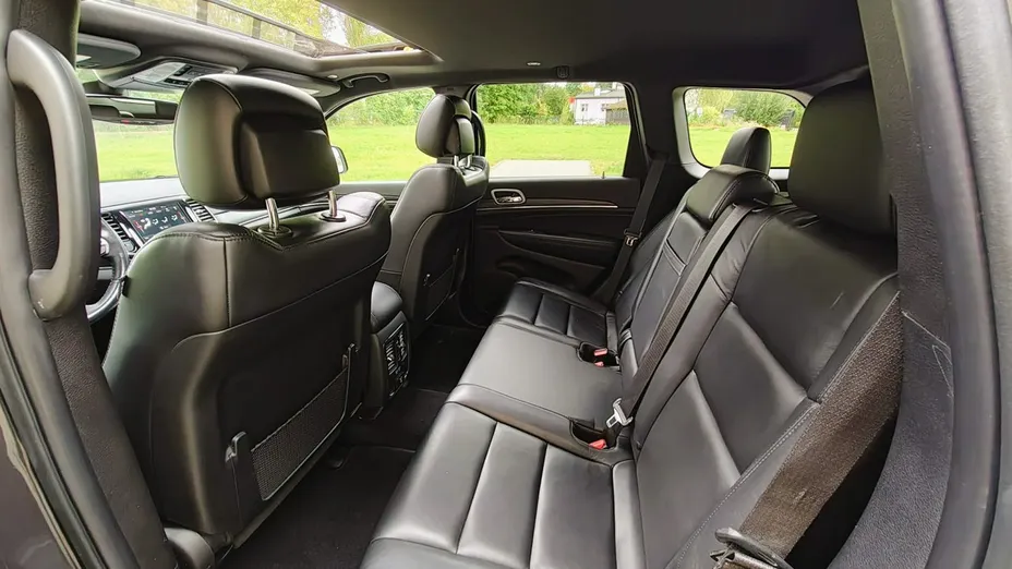 JEEP Grand Cherokee -