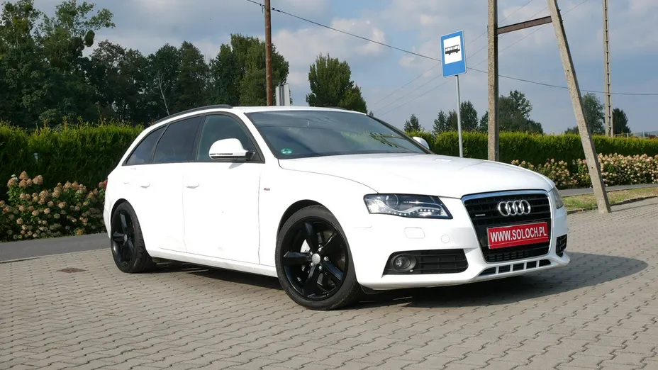 AUDI A4 -
