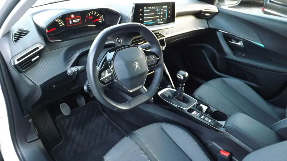 PEUGEOT 2008 -
