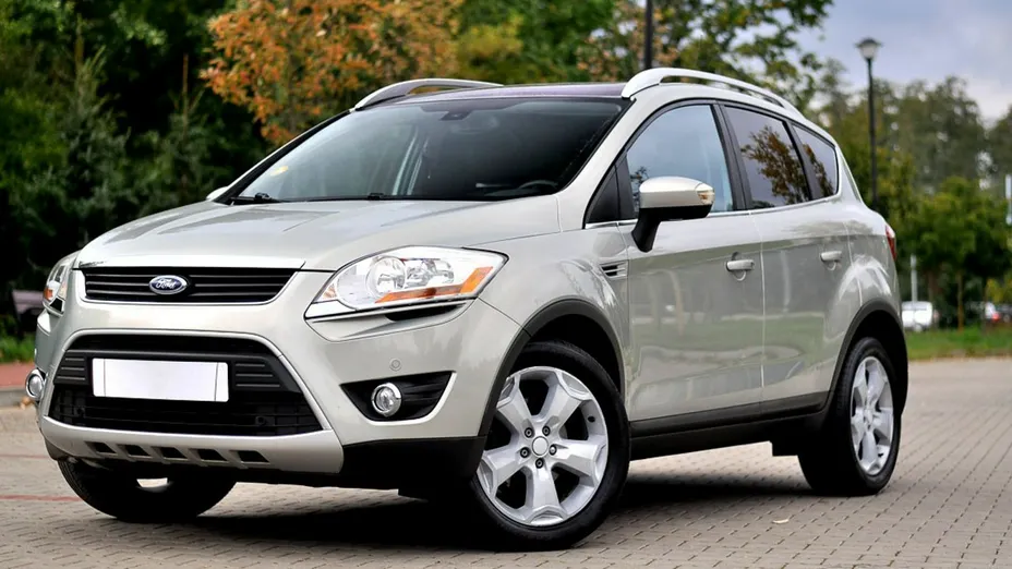 FORD Kuga -