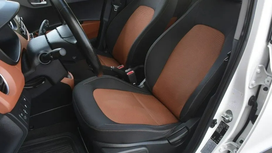 HYUNDAI i10 -