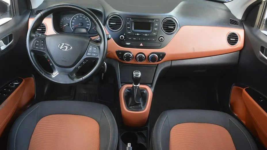 HYUNDAI i10 -