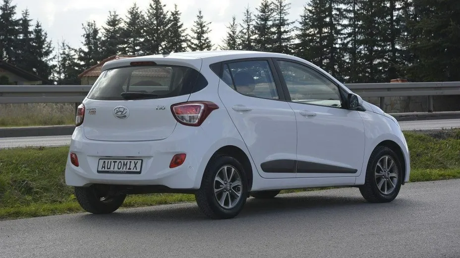 HYUNDAI i10 -