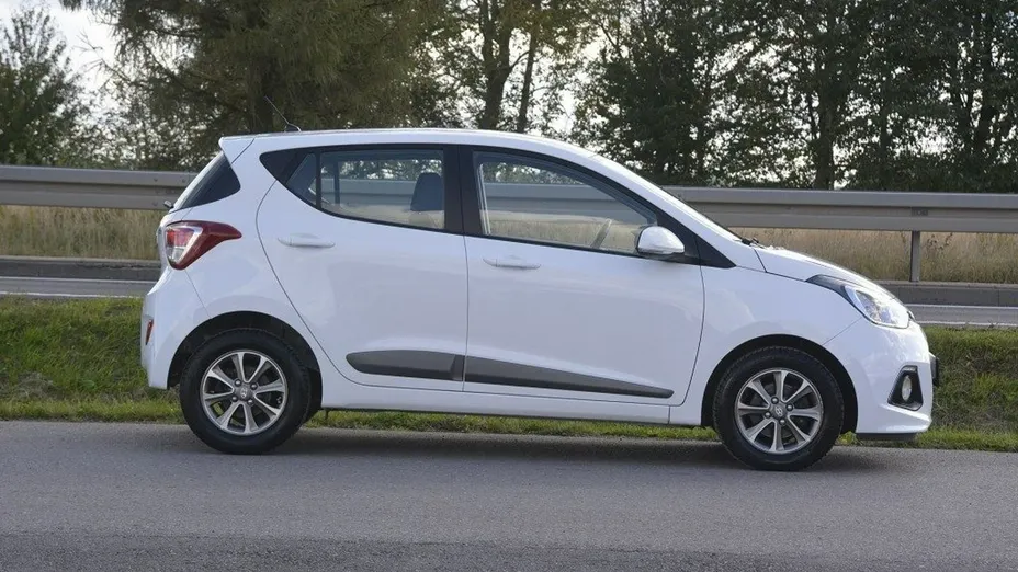 HYUNDAI i10 -