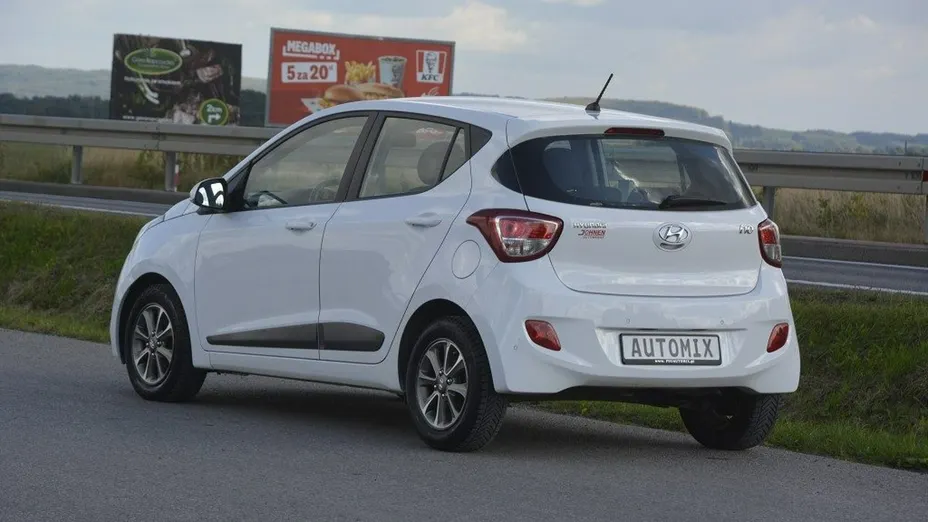 HYUNDAI i10 -