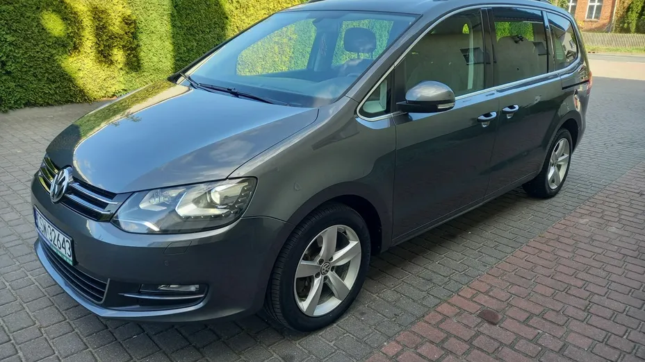 VOLKSWAGEN Sharan -