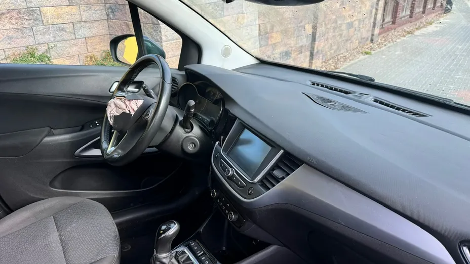 OPEL Crossland -